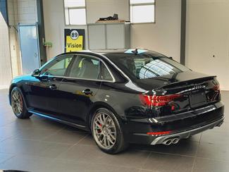 2018 Audi S4 - Thumbnail