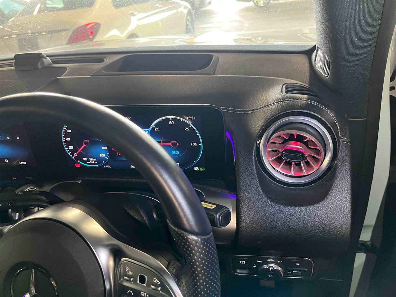 2022 Mercedes-Benz EQB