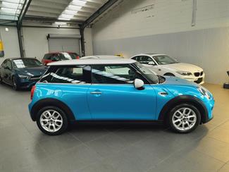 2014 Mini Cooper - Thumbnail