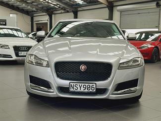 2021 Jaguar XF - Thumbnail