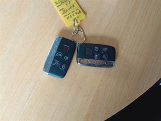 2021 Jaguar XF - Thumbnail