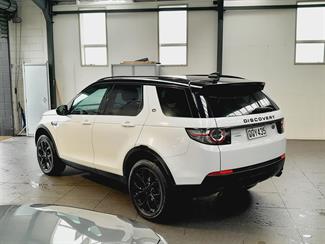 2017 Land Rover Discovery Sport - Thumbnail
