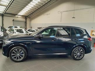 2021 BMW X5 - Thumbnail