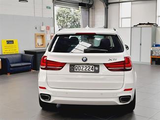 2015 BMW X5 - Thumbnail