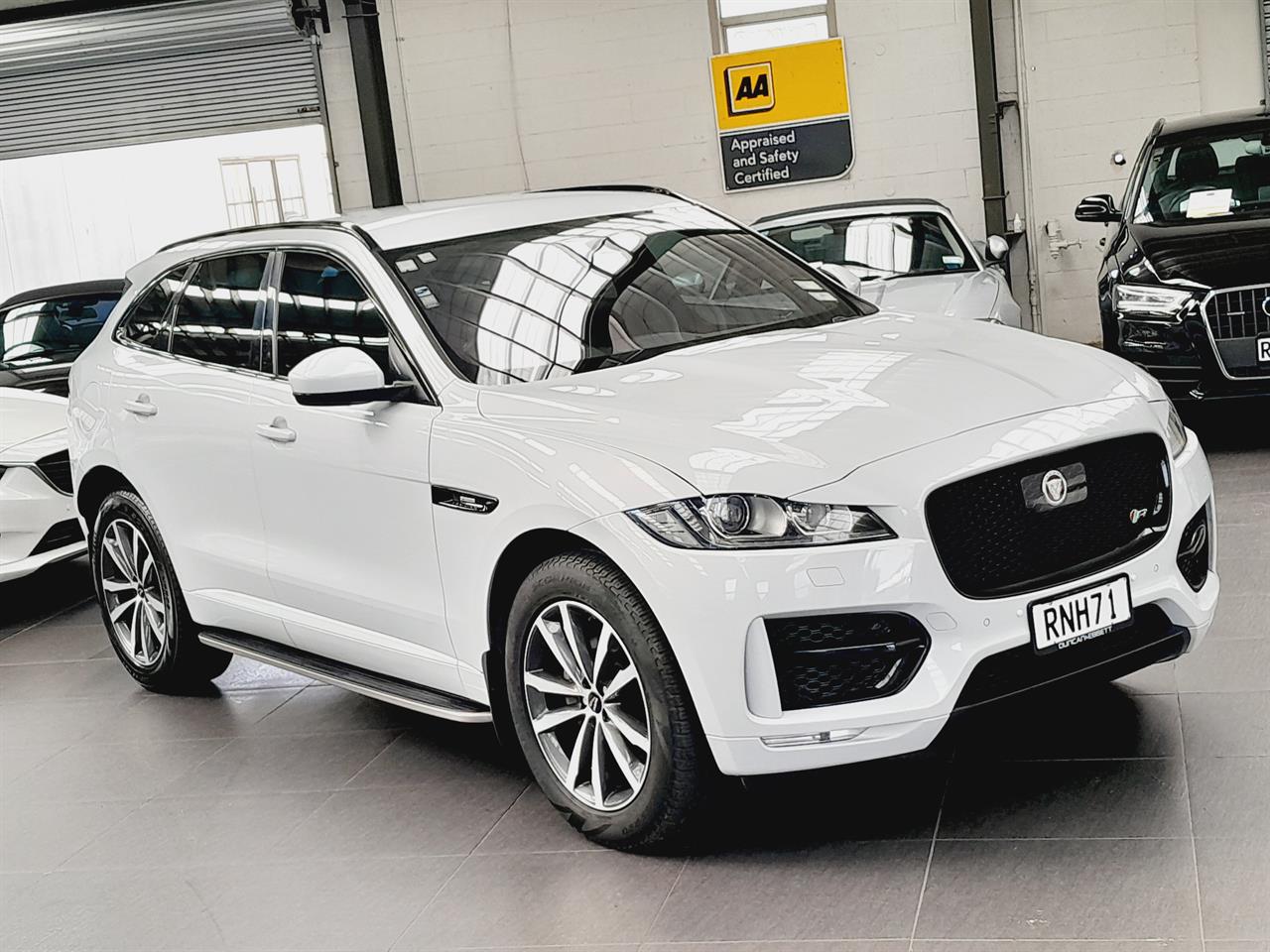 2019 Jaguar F-Pace