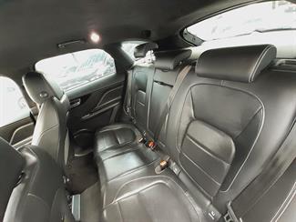 2019 Jaguar F-Pace - Thumbnail