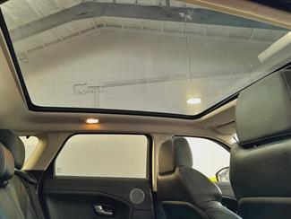 2015 Land Rover Range Rover Evoque - Thumbnail