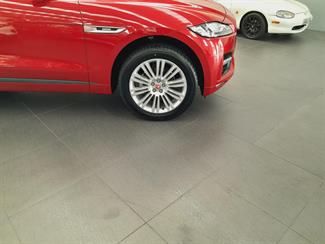 2016 Jaguar F-Pace - Thumbnail