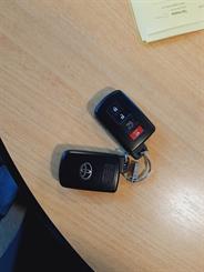 2017 Toyota Highlander - Thumbnail