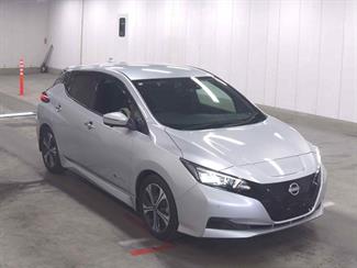 2022 Nissan Leaf - Thumbnail