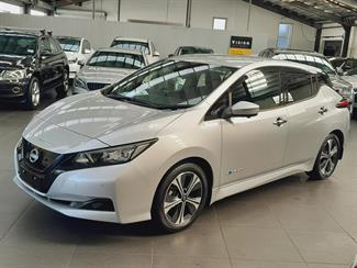 2022 Nissan Leaf - Thumbnail