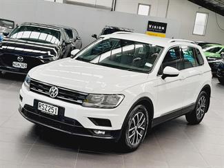 2017 Volkswagen Tiguan - Thumbnail