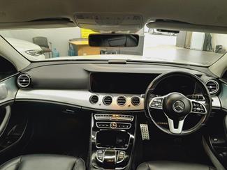 2018 Mercedes-Benz E 220 - Thumbnail