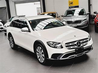 2018 Mercedes-Benz E 220 - Thumbnail
