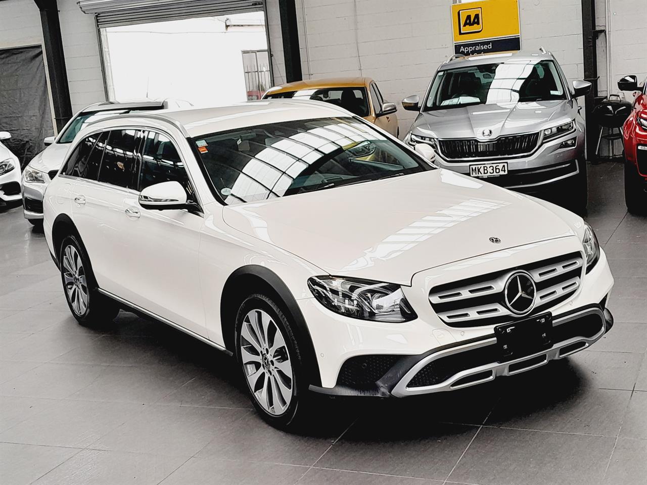 2018 Mercedes-Benz E 220