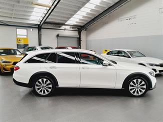 2018 Mercedes-Benz E 220 - Thumbnail