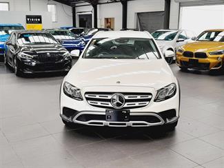 2018 Mercedes-Benz E 220 - Thumbnail