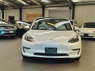 2023 Tesla Model 3 - Thumbnail