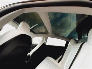 2023 Tesla Model 3 - Thumbnail