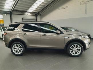 2015 Land Rover Discovery Sport - Thumbnail