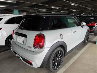 2021 Mini Cooper - Thumbnail