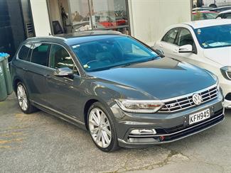 2016 Volkswagen Passat - Thumbnail