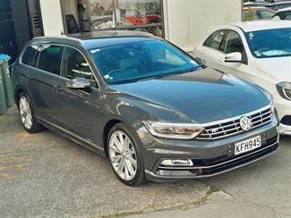 2016 Volkswagen Passat - Thumbnail