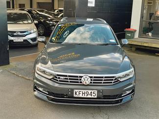 2016 Volkswagen Passat - Thumbnail