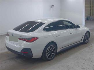 2023 BMW I4 - Thumbnail