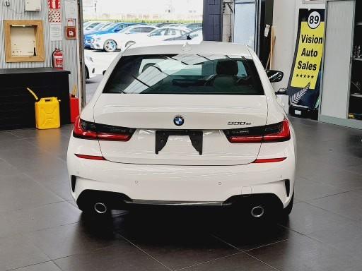2019 BMW 330e