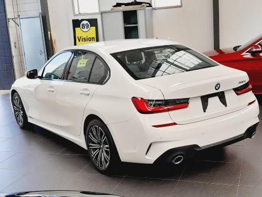 2019 BMW 330e