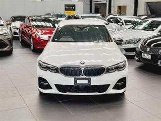 2019 BMW 330e - Thumbnail
