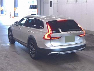 2018 Volvo V90 - Thumbnail