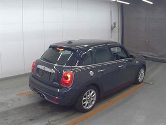 2015 Mini Cooper - Thumbnail