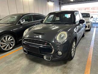 2015 Mini Cooper - Thumbnail