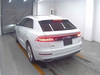 2019 Audi Q8 - Thumbnail