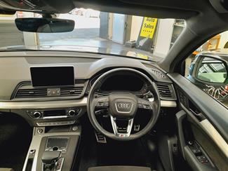 2020 Audi Q5 - Thumbnail