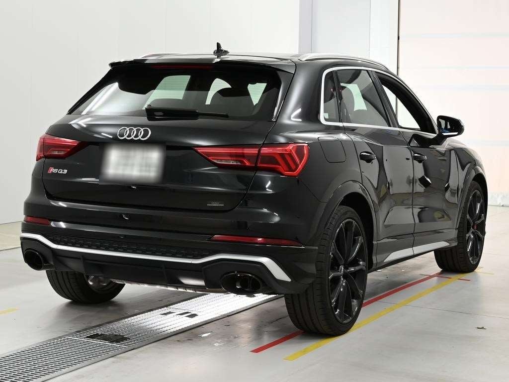 2022 Audi RS Q3