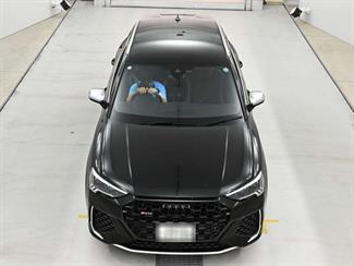 2022 Audi RS Q3 - Thumbnail