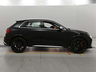 2022 Audi RS Q3 - Thumbnail
