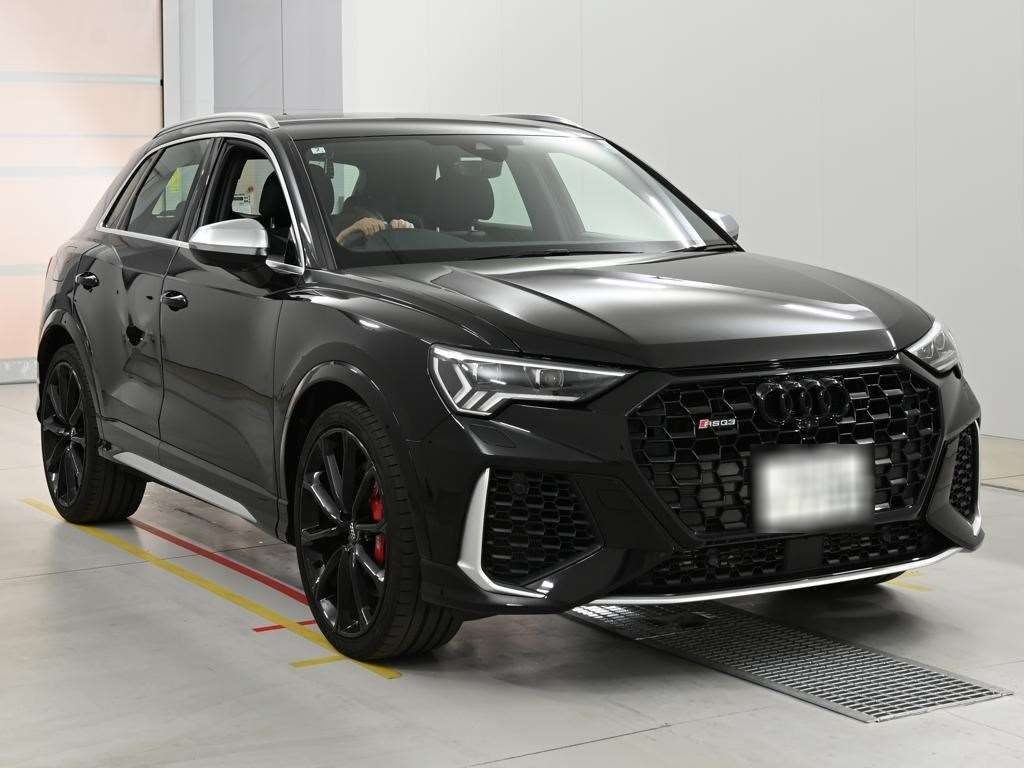 2022 Audi RS Q3