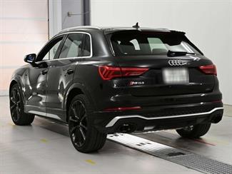 2022 Audi RS Q3 - Thumbnail