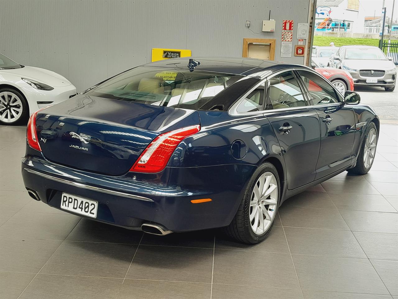 2013 Jaguar XJ