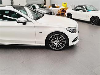 2017 Mercedes-Benz C 300 - Thumbnail