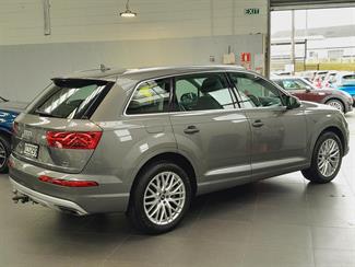 2016 Audi Q7 - Thumbnail