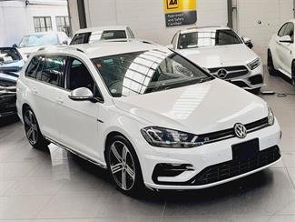 2018 Volkswagen Golf R - Thumbnail