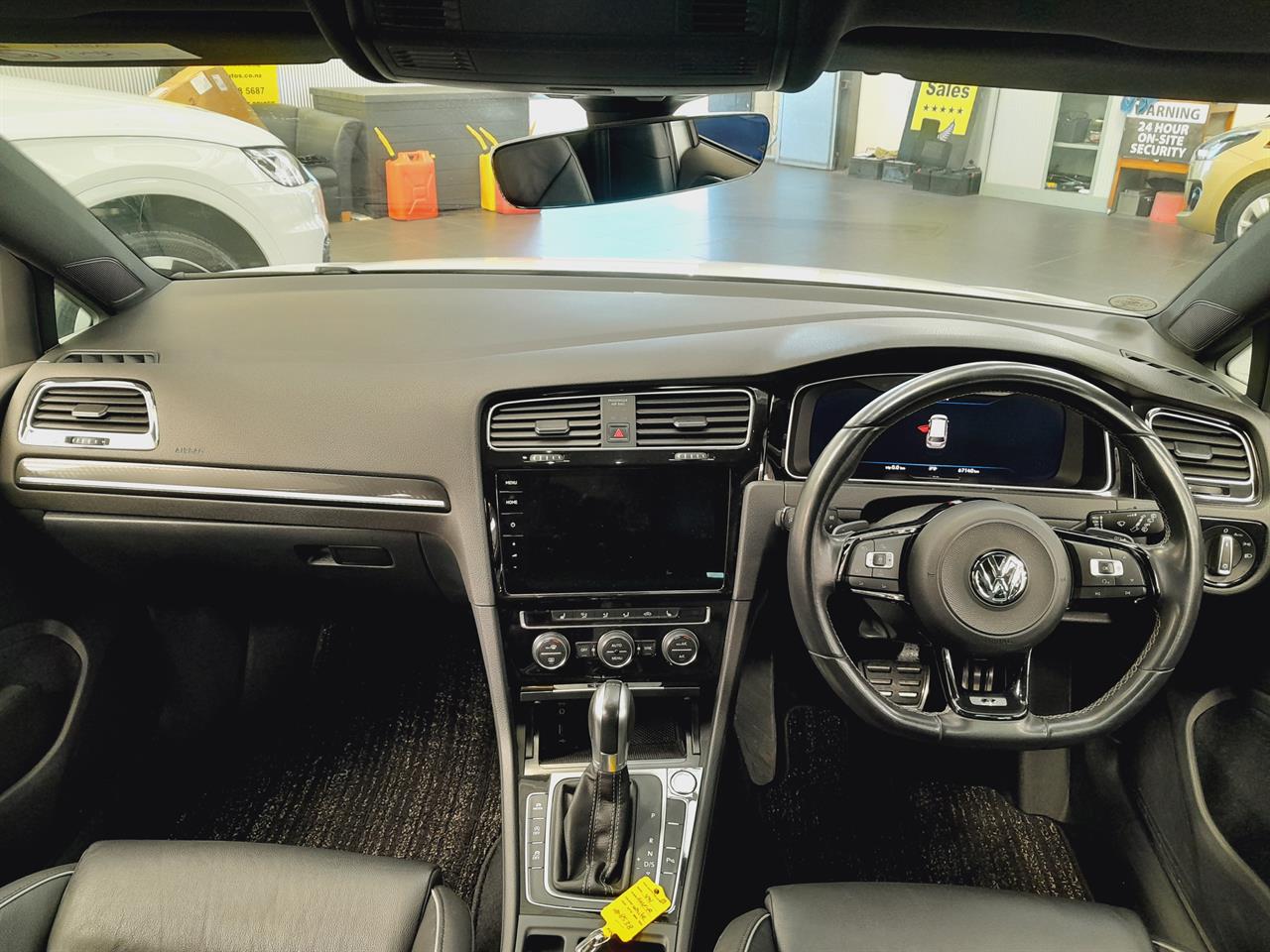 2018 Volkswagen Golf R