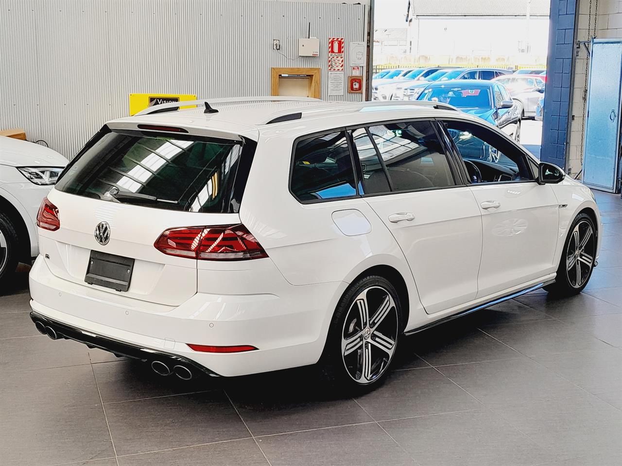 2018 Volkswagen Golf R