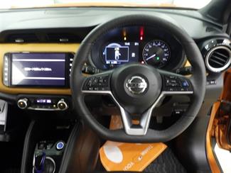 2020 Nissan Kicks - Thumbnail
