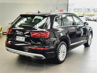 2016 Audi Q7 - Thumbnail